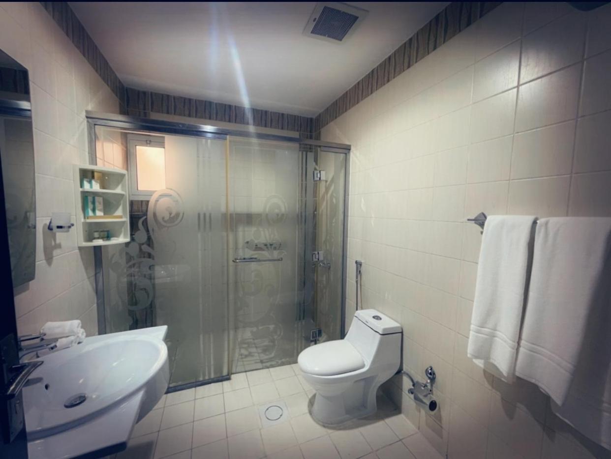 Tulip Al Rawdah Riade Exterior foto